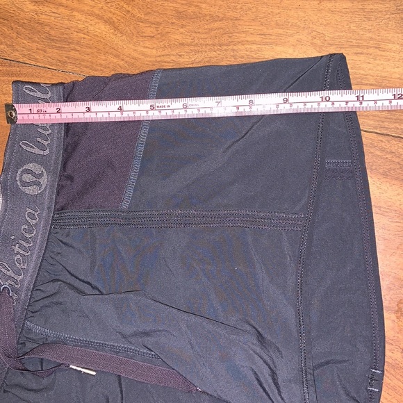 Lululemon Athletica Shorts - Picture 6 of 8